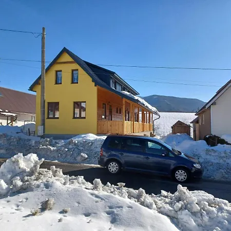 Turisticky Apartmanovy Domcek 11 Runina